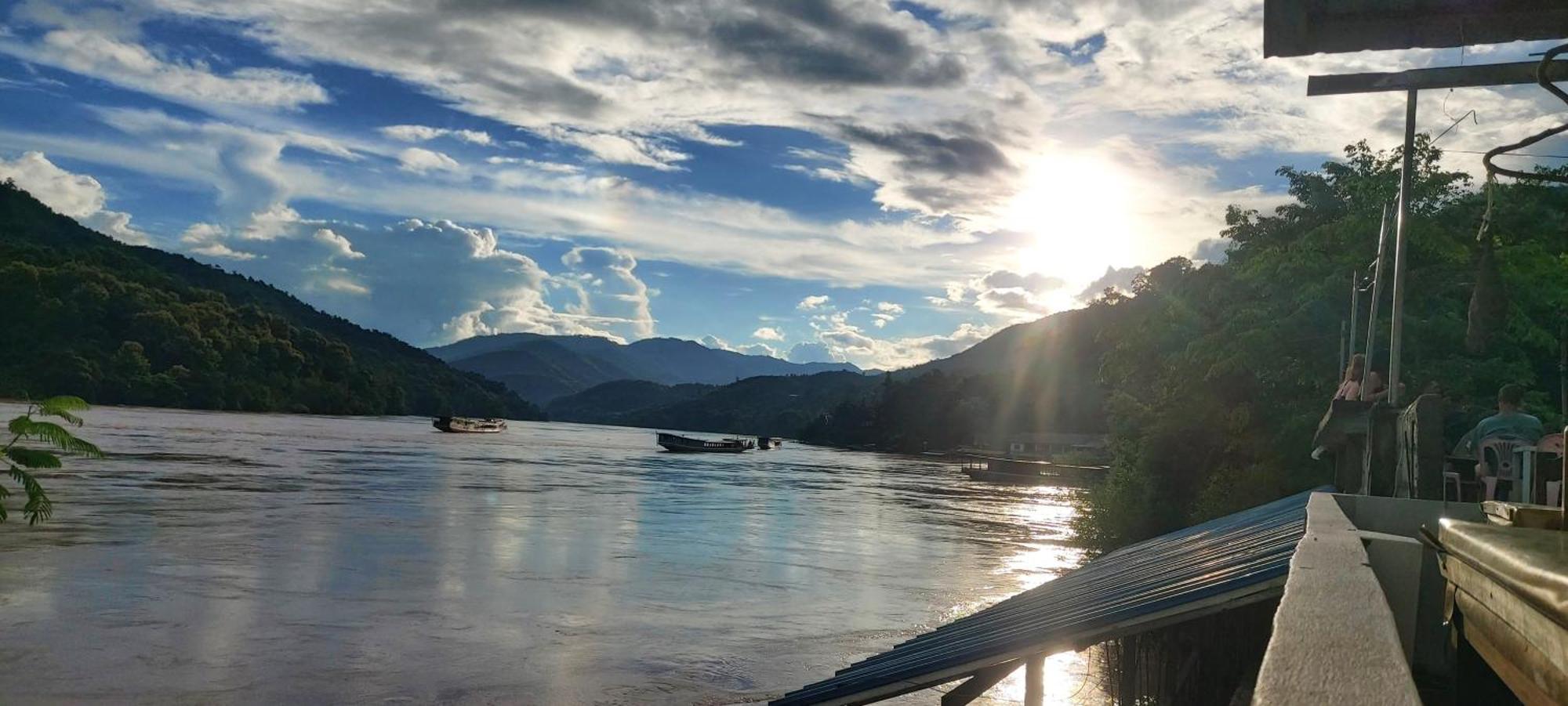 Apartmán Mekong Backpackers Muang Pakbèng Exteriér fotografie