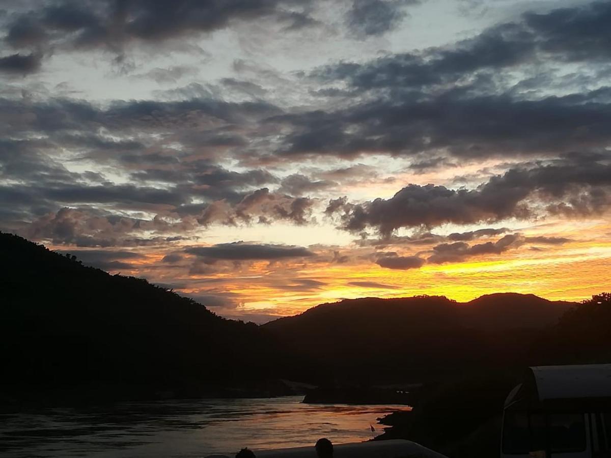 Apartmán Mekong Backpackers Muang Pakbèng Exteriér fotografie